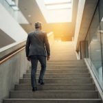 Die Knowing-Doing-Gap: Warum Sie trotz Wissen stagnieren